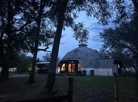 Deland Dome Home - Near State Parks - Unique Space