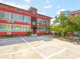 Goseong Gamnamu Pension