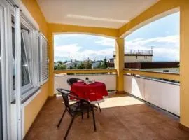 Family Apartmani Sara Malinska