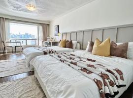Cozy Studio with 2 Beds & Private Bathroom, hotel a Toronto