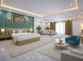 Hotel Decent - Near Delhi Aerocity With Free Airport Drop