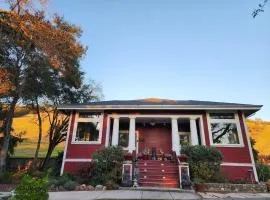 Amitabha Wine Country Cottage