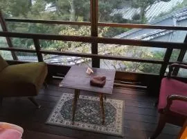 z Authentic Trad Villa experience