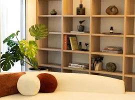 SUZU Private Villa in Coastal Japan