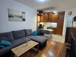 Апартамент В204 Belvedere Holiday Club