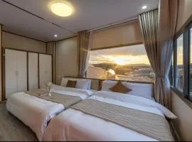 TAWA HOME l 2BRD 3WC - Panorama Glasshouse View Da Lat of CoCohome