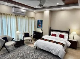 Pent House Executive Resedency