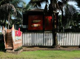 Hau Batu Karas, hotell i Batukaras