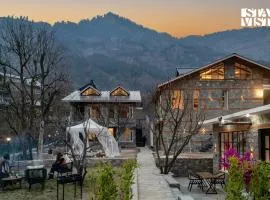 StayVista at The River Story with Lawn, BBQ