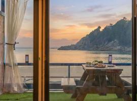 Goseong CNBLUE Oceanview Pension, hotel di Goseong
