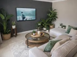 Gorgeous Garden Villa 3