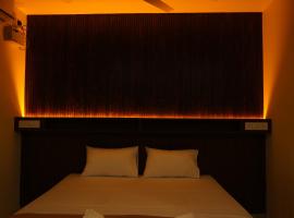 DD COZY INN sntower, hotell i Tiruchchirāppalli