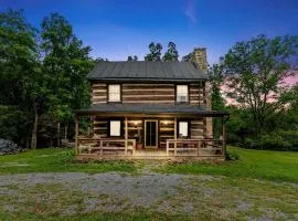 Historic Restored Farmhouse with Cowboy Cauldron Fire Pit Near Ice Mountain, Capon Bridge, West Virginia