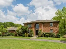 Historic Countryside Estate with Brenda Lee Heritage Near Nashville, Goodlettsville TN