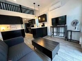 Charming Bright Tiny Home with Stargazing & Yoga Dome Near Yosemite, Groveland, California