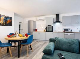 Le Trilou - By BEST KEYS - Triplex Totalement Climatisé 3 Chambres - Lit King Size - Smart TV Canal Plus & Amazon Prime - Cuisine Équipée - Télétravail - Proche Centre & Canal de Bourgogne - Check-in Autonome, Hotel in Brienon-sur-Armançon