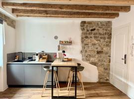 La Tana di Alice - Lofts, hótel í Múggia