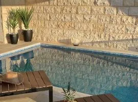 סוויטות היוקרה לאזארת- Lazart