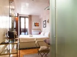 Youhosty - Duomo Studio Apartment