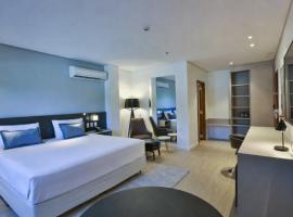 Quality Hotel Blumenau, hotel Blumenauban