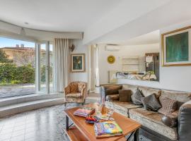 Thai House 100mt From The Lake - Happy Rentals, hôtel à Toscolano Maderno