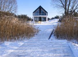Nad Samą Wodą Villa Luksusowy dom nad Jeziorem z prywatnym pomostem i jacuzzi, hotell i Pasym