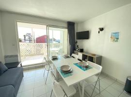 Paisible cocon proche plage - piscine - parking, Hotel in Fouras