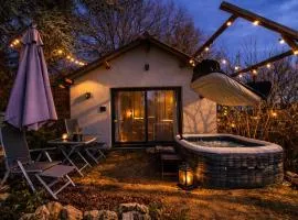 Cottage cosy avec spa privatif - escapade romantique Val de Loire