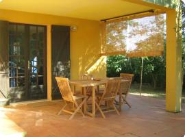 Casa Micol, hotel sa Chia