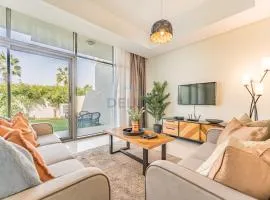 Flawless 3BR Townhouse with Assistant's Room at DAMAC Hills 2 by Deluxe Holiday Homes