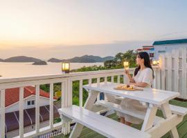 Yeosu Grace Family Pension, Hotel in Yeosu