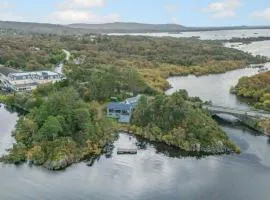 3 Bed in Pontoon oc-i525