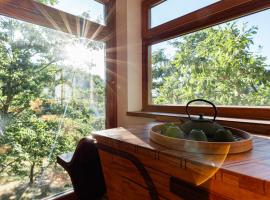 Farkaskútvölgy, hotel di Felsőtold