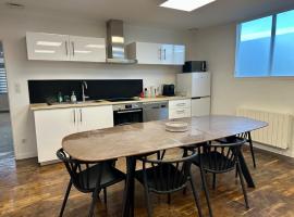 Le Lido Maison 6 personnes, Hotel in Saint-Varent