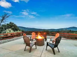 Twilight Villa,Hot Tub,EV Charger,Yosemite and Bass lake