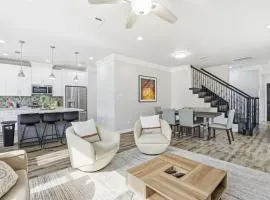 O22B Southwest Houston 1BR King Bed Pet Friendly Fast WiFi