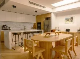 Luxury Brighton East Retreat