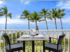 Lahaina Shores Oceanfront Haven 327, khách sạn ở Lahaina