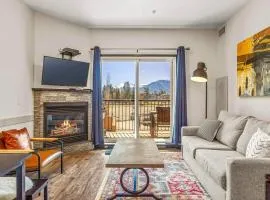 2BR Serene Getaway w/ Private Patio | Hot Tub+Pool