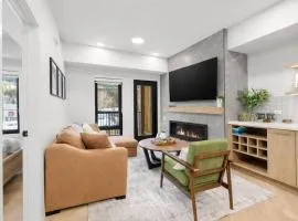 Charming Mountain Escape 1BR with Patio Near Banff