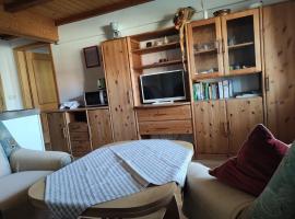 Apartment Hof- Ferienwohnung by Interhome, hotel a Sundhausen