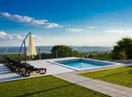 Villa Luminosa by Villas Guide