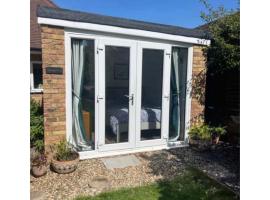 Shangri-La، فندق في تشيشام