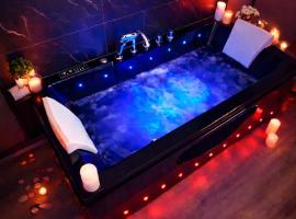 Grand Studio BISCARROSSE PLAGE Une nuit A 2 avec Sauna Luxe, Balnéo, Océan rien que pour vous、ビスカロッスのホテル