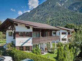 Föhrenhof Apartments