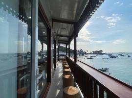 Homestay nguyên căn Trinh Huỳnh 1, Hotel in Lai Sơn