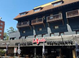 La Tavola Hotel, hotell i Pinamar