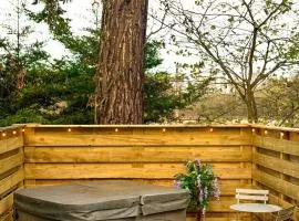 Boann 5 - Hot Tub-Hunting Tower Lodges-Luxury-Families-Romantic