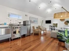 Luxury Penthouse w/ 2 Balconies • Walk to downtown