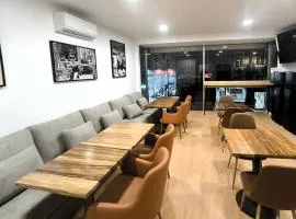 Clérigos Cinema Guesthouse